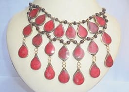 3 lines Coral Necklace