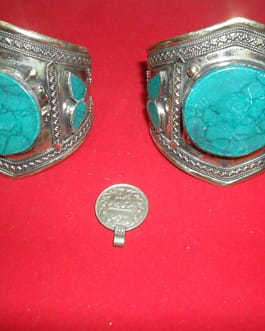 Turkmen Handmade Cuff/Bracelet with gem stone